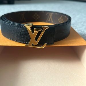 LV INITIAL REVERSIBLE BELT